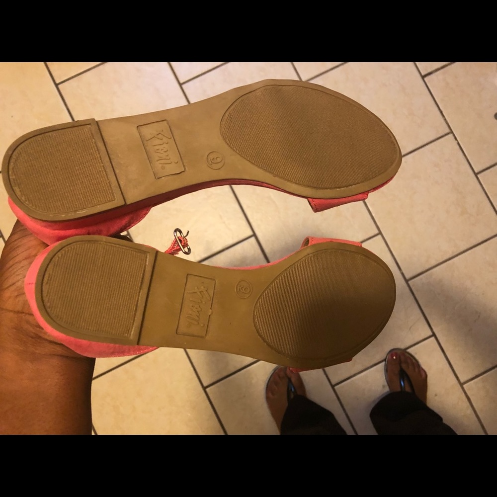 Pink Sandals - Picture 4 of 4